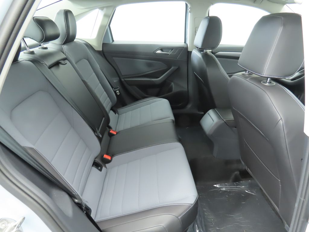 Thumbnail: 2026 Volkswagen Jetta - 22