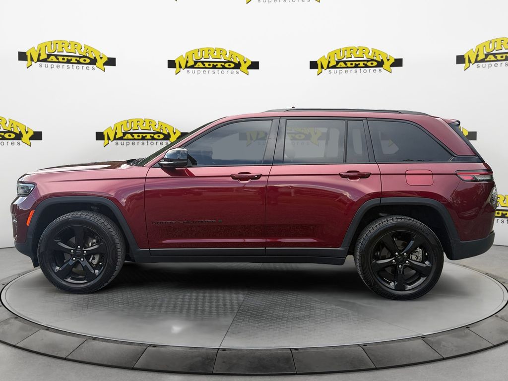 2023 Velvet Red Pearlcoat Jeep Grand Cherokee Altitude X 4X4 SUV