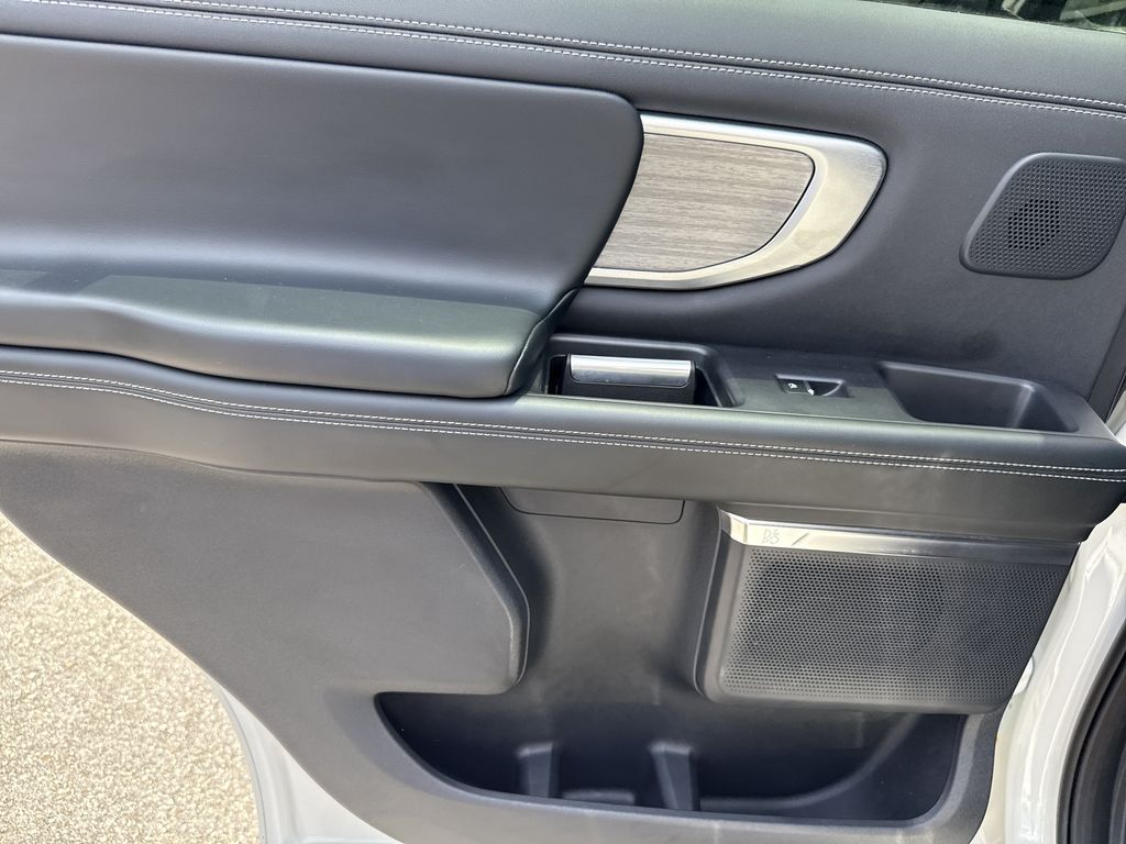 Used 2025 Ford Expedition SUV