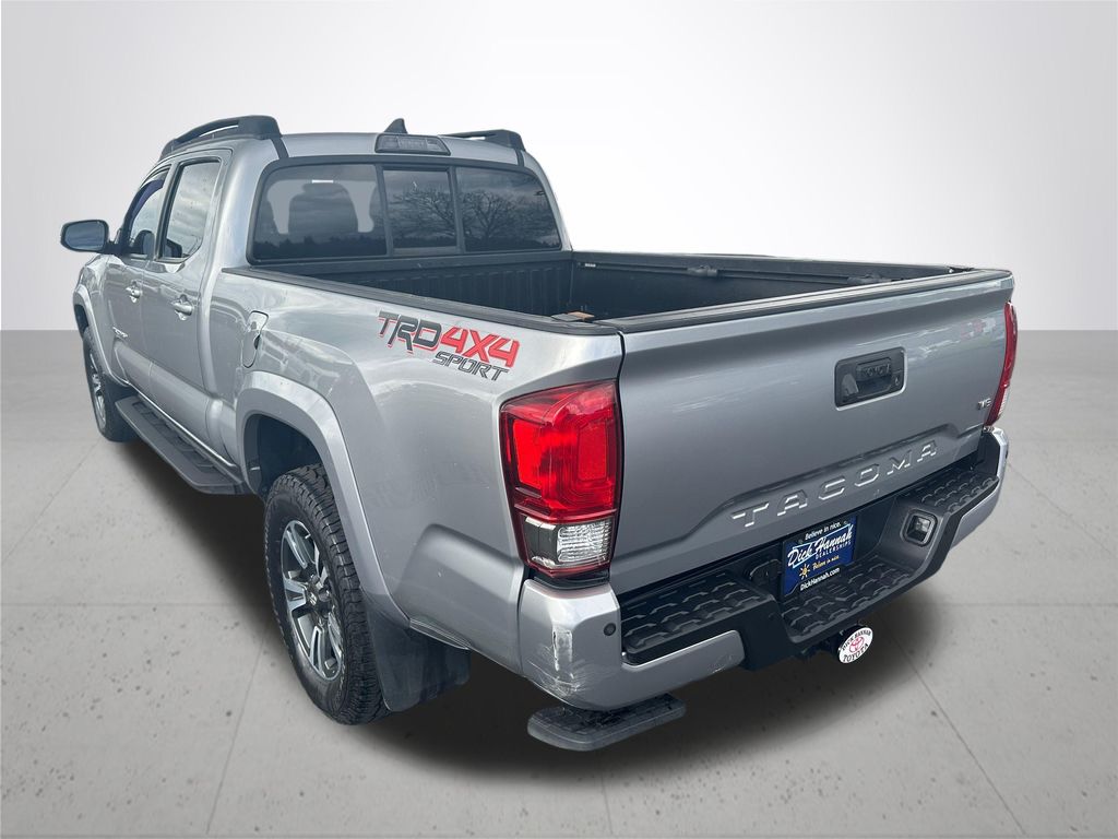 2016 Toyota Tacoma TRD Sport