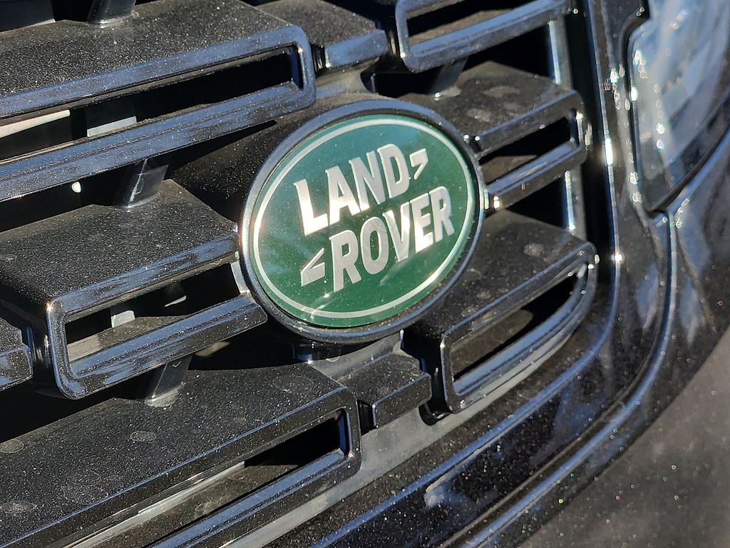 Thumbnail: 2026 Land Rover Range Rover Sport - 11