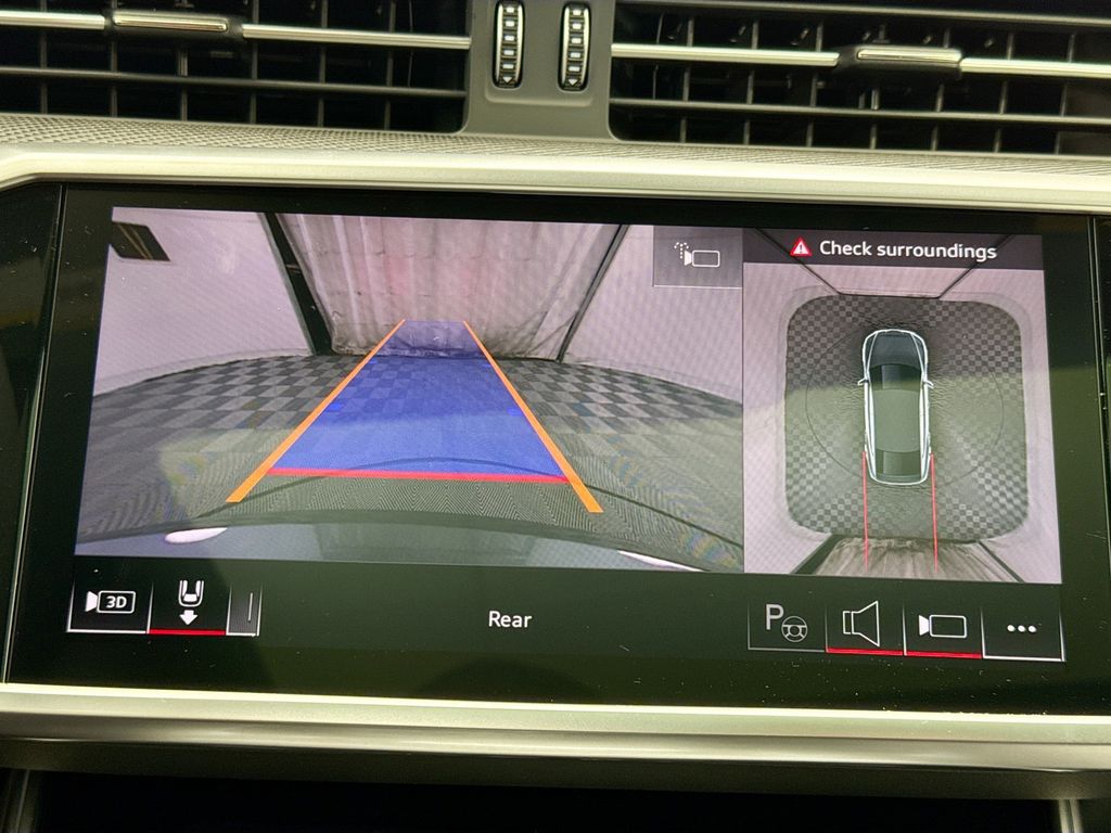 Thumbnail: 2026 Audi RS 7 - 16