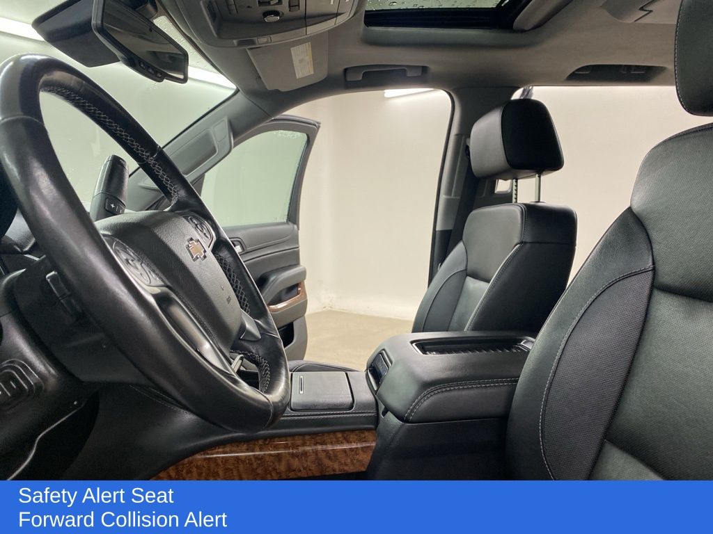 2020 Chevrolet Suburban Premier photo