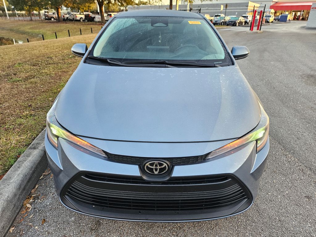 2024 Toyota Corolla LE 8