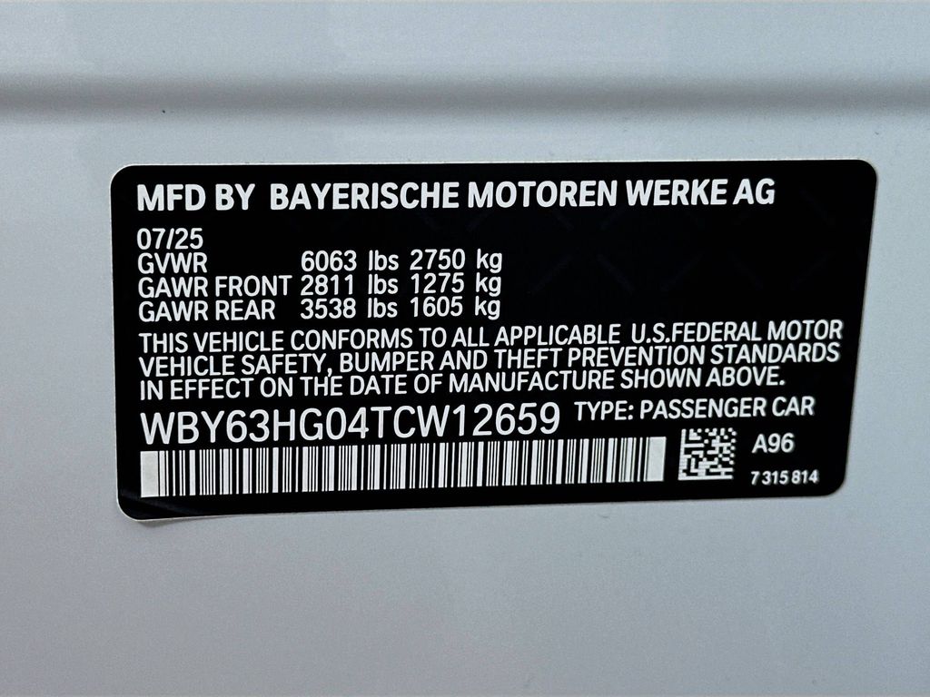 Thumbnail: 2026 BMW i5 - 24