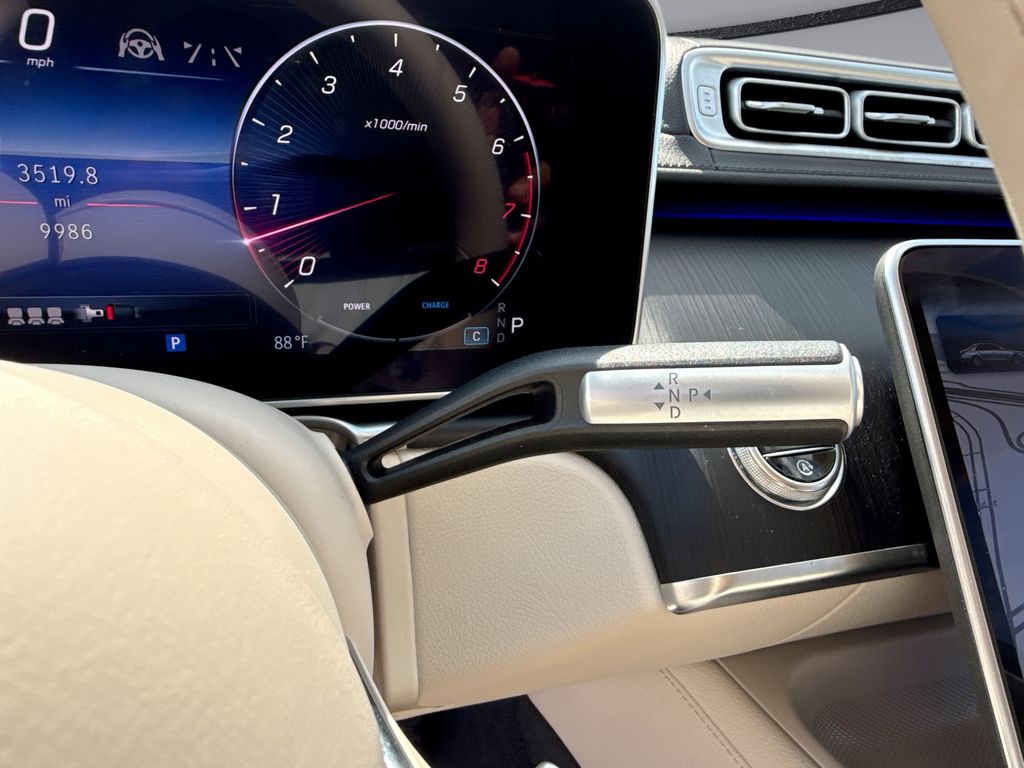 Thumbnail: 2024 Mercedes-Benz S-Class - 18