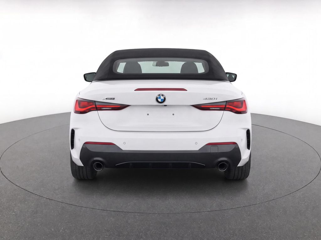 Thumbnail: 2024 BMW 4 Series - 4