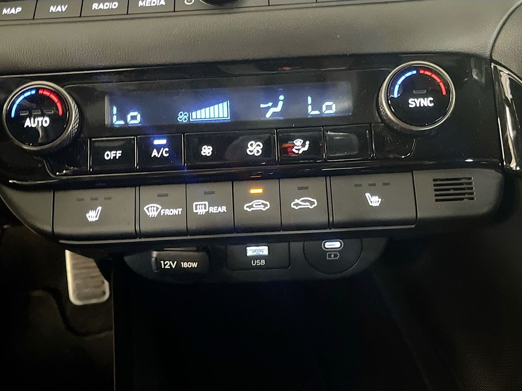 Used 2025 Gray Hyundai Base image 21