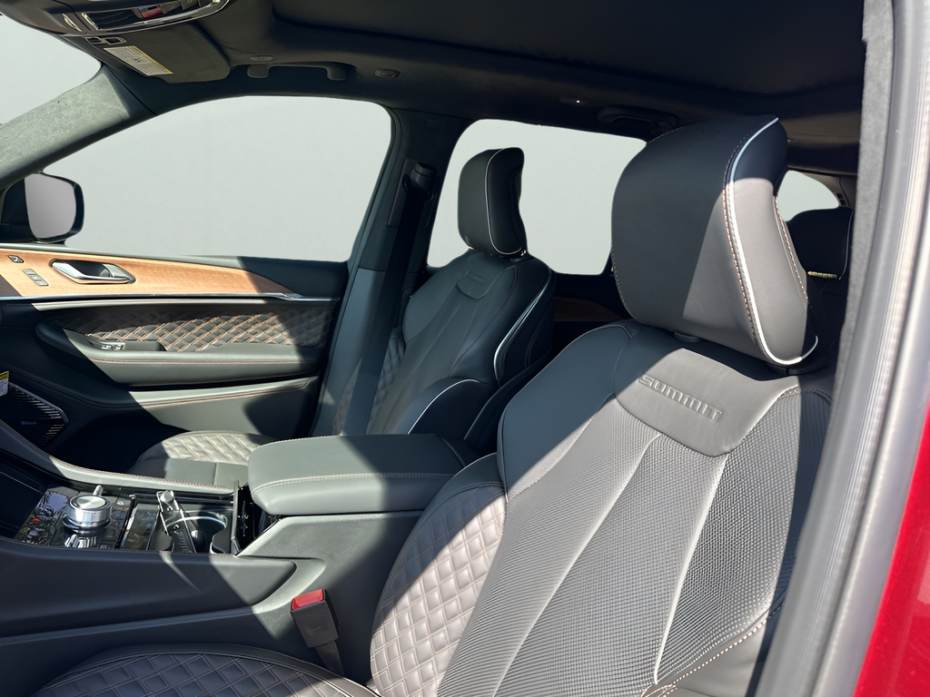 New Car 2025 Jeep Grand Cherokee  Summit For Sale Under $70,000 In Austin, Texas