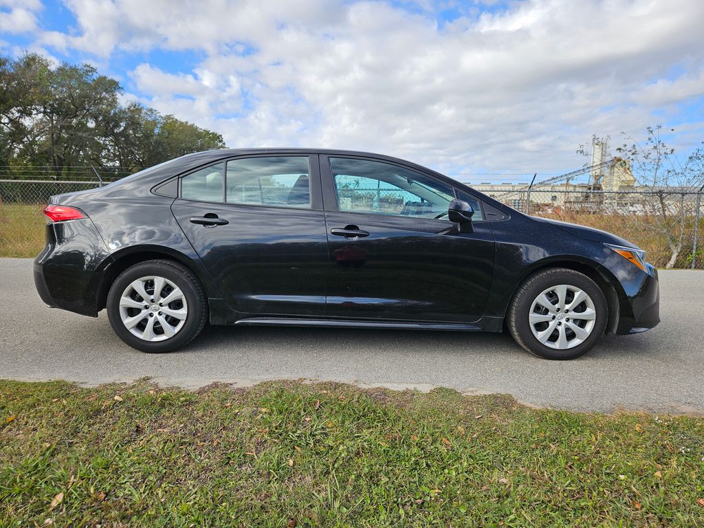 2022 Toyota Corolla LE 6