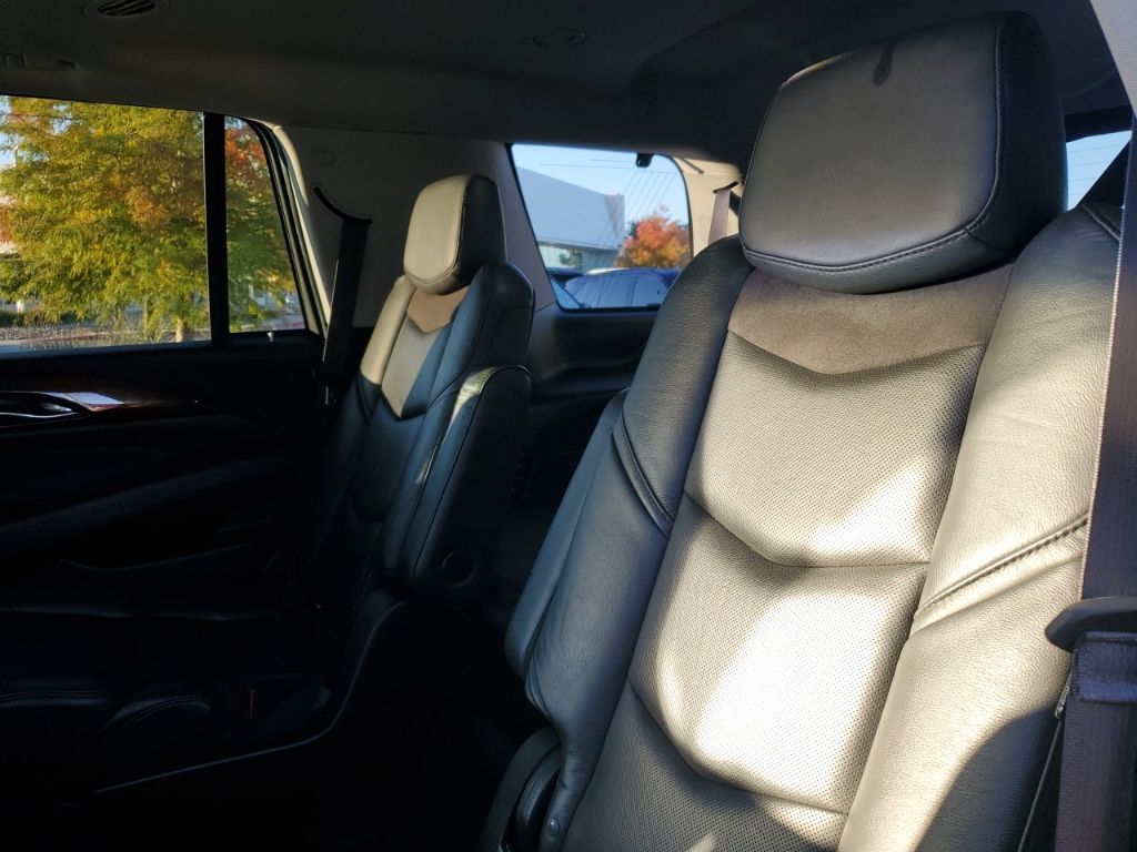 Used Car 2020 Cadillac Escalade  Luxury For Sale Under $30,000 In Austin, Texas