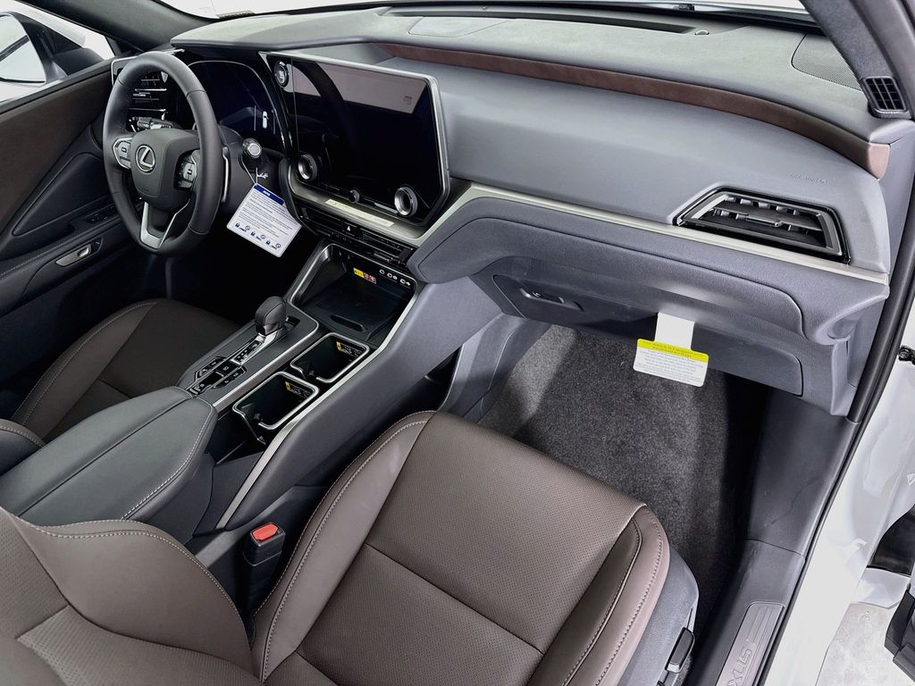 Thumbnail: 2026 Lexus TX - 17