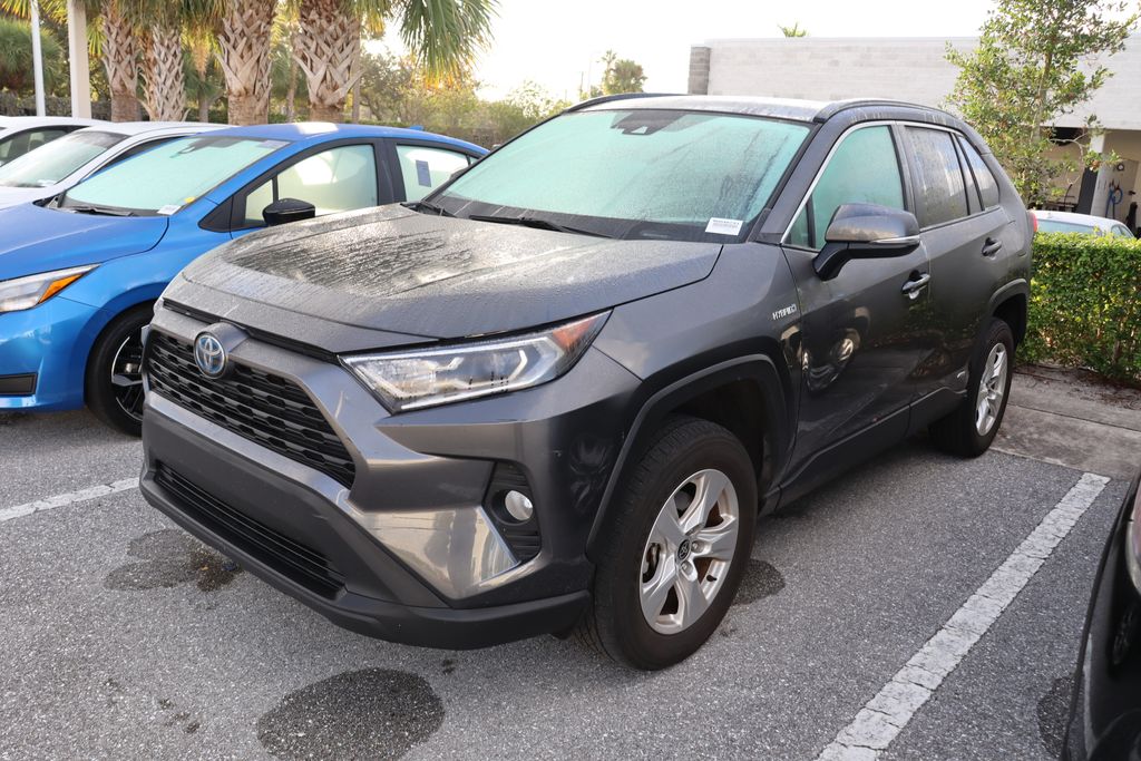 2021 Toyota RAV4 XLE -
                West Palm Beach, FL