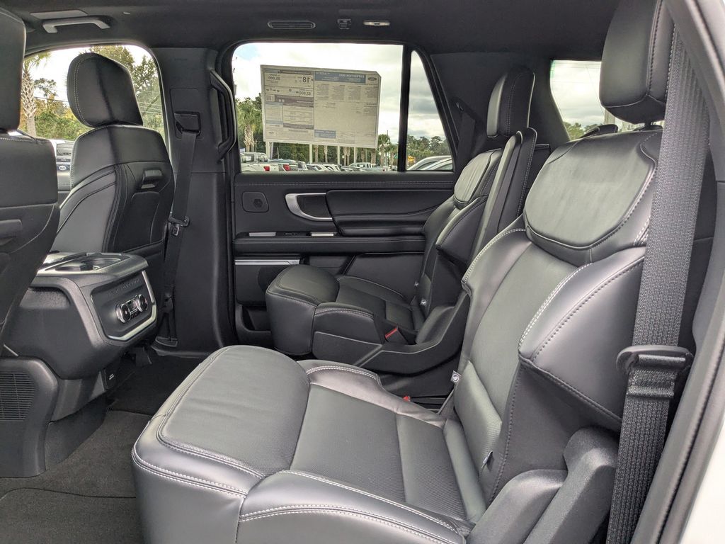 2025 Ford Expedition Platinum MAX