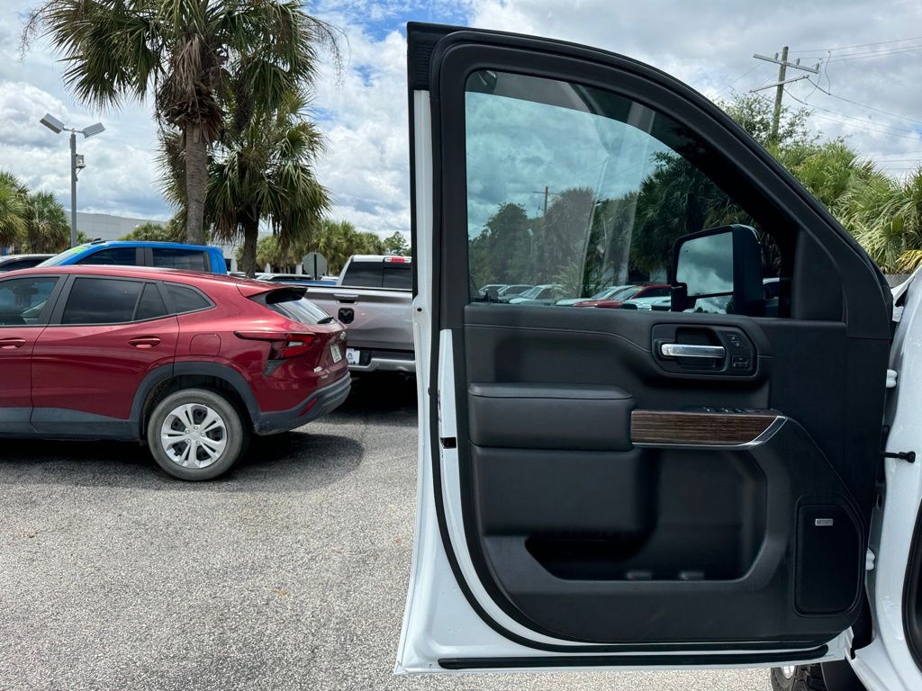 2021 Chevrolet Silverado 2500HD High Country 30