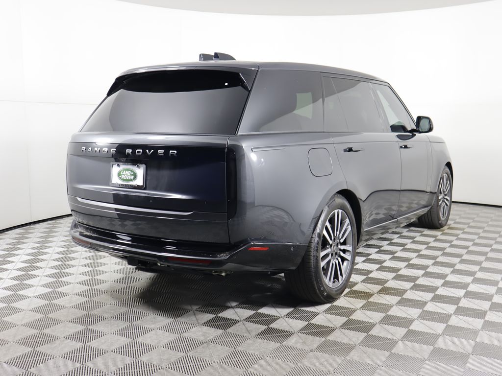 2025 Land Rover Range Rover SE 5