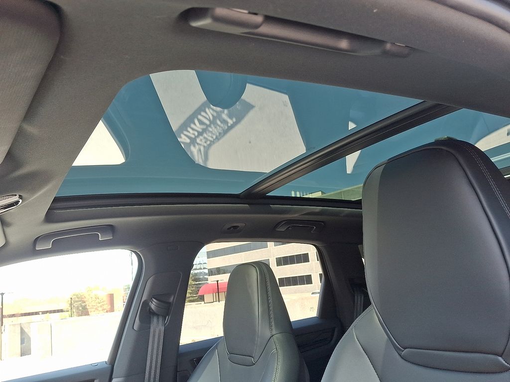 Thumbnail: 2022 Porsche Cayenne - 15