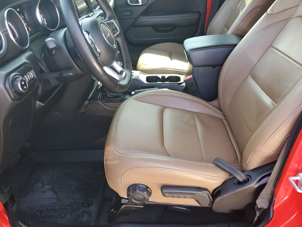 Used Car 2020 Jeep Gladiator  Overland For Sale Under $30,000 In Austin, Texas