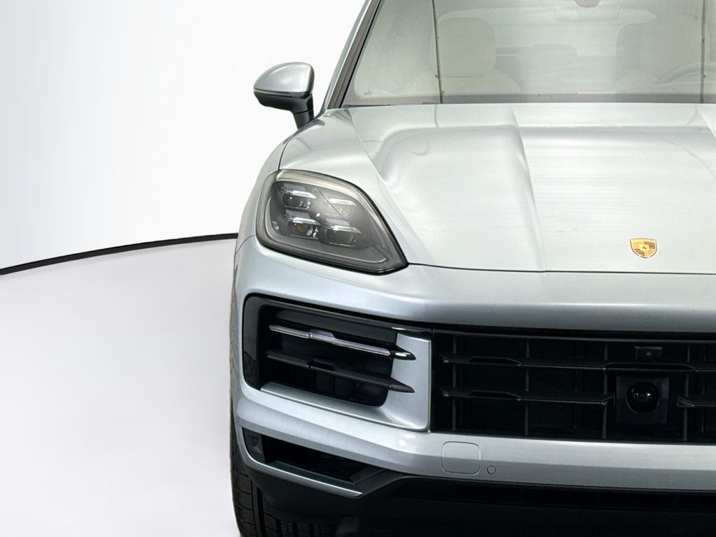 Thumbnail: 2026 Porsche Cayenne - 12