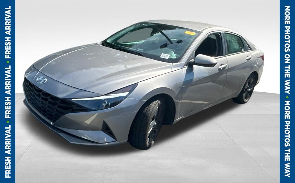 Fluid Metal 2023 Hyundai Elantra Hybrid Sedan Front-Wheel Drive 6-Speed Dual Clutch