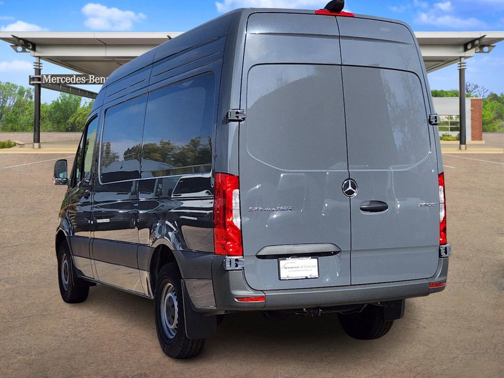 2024 Mercedes-Benz Sprinter 2500 Cargo 144 WB 4