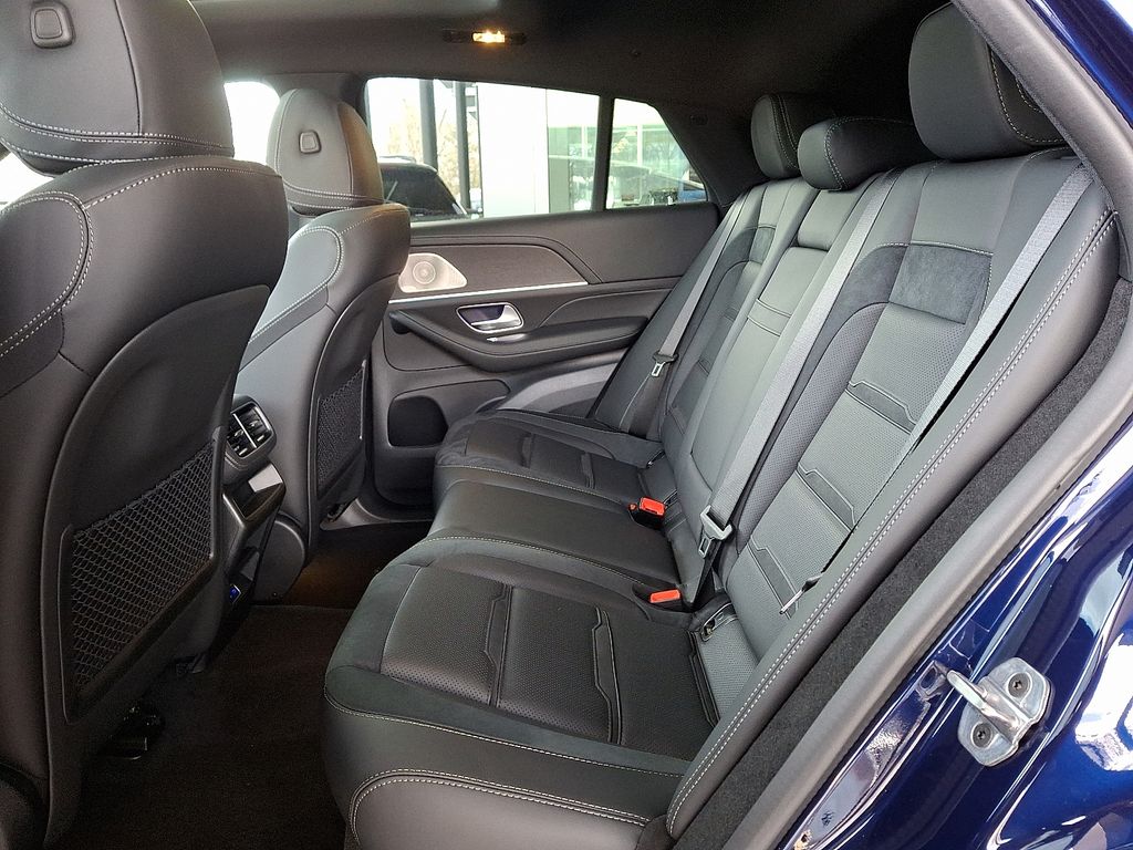 Thumbnail: 2026 Mercedes-Benz GLE - 6