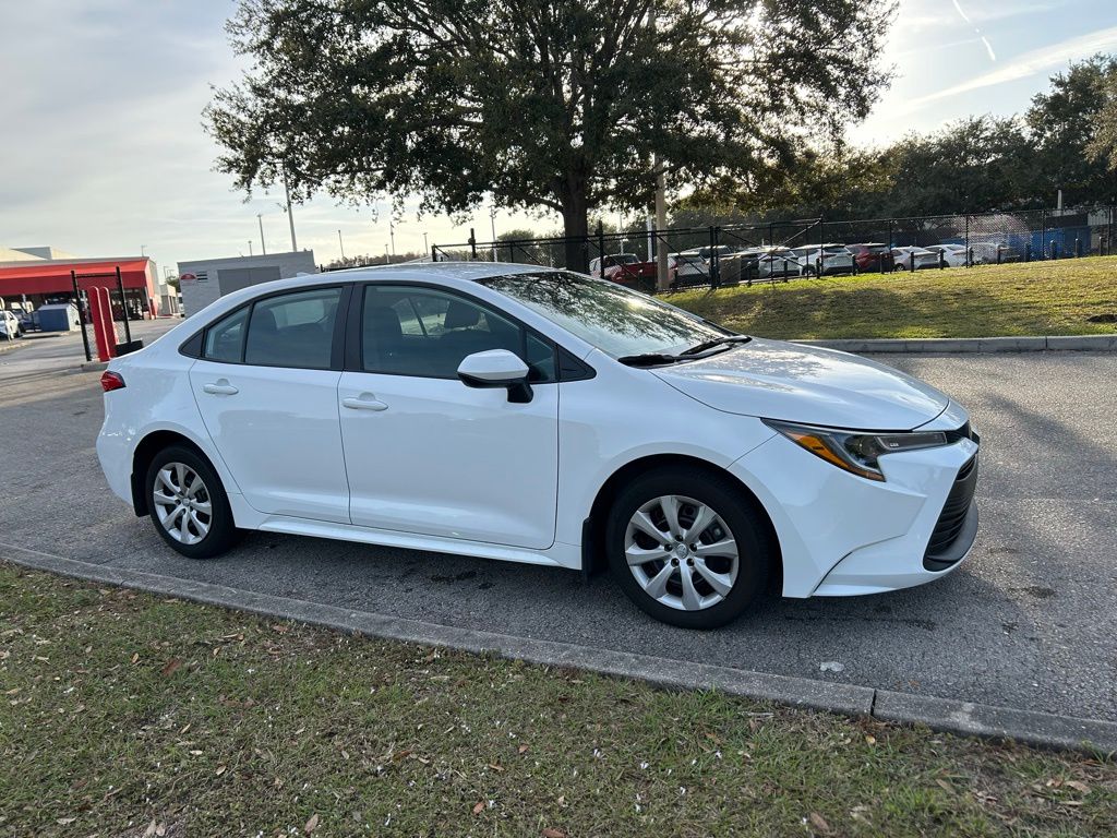 Thumbnail: 2025 Toyota Corolla - 7