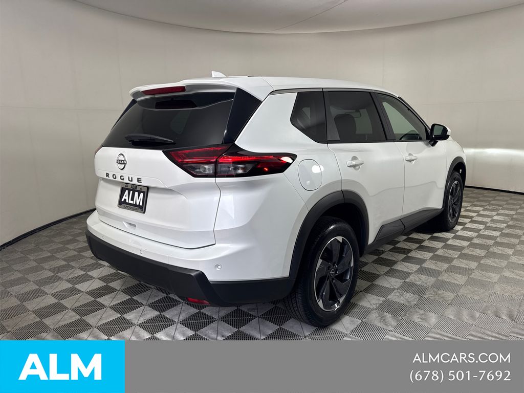 Used 2025 White Nissan SV image 6