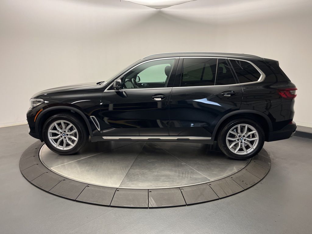 Thumbnail: 2021 BMW X5 - 2