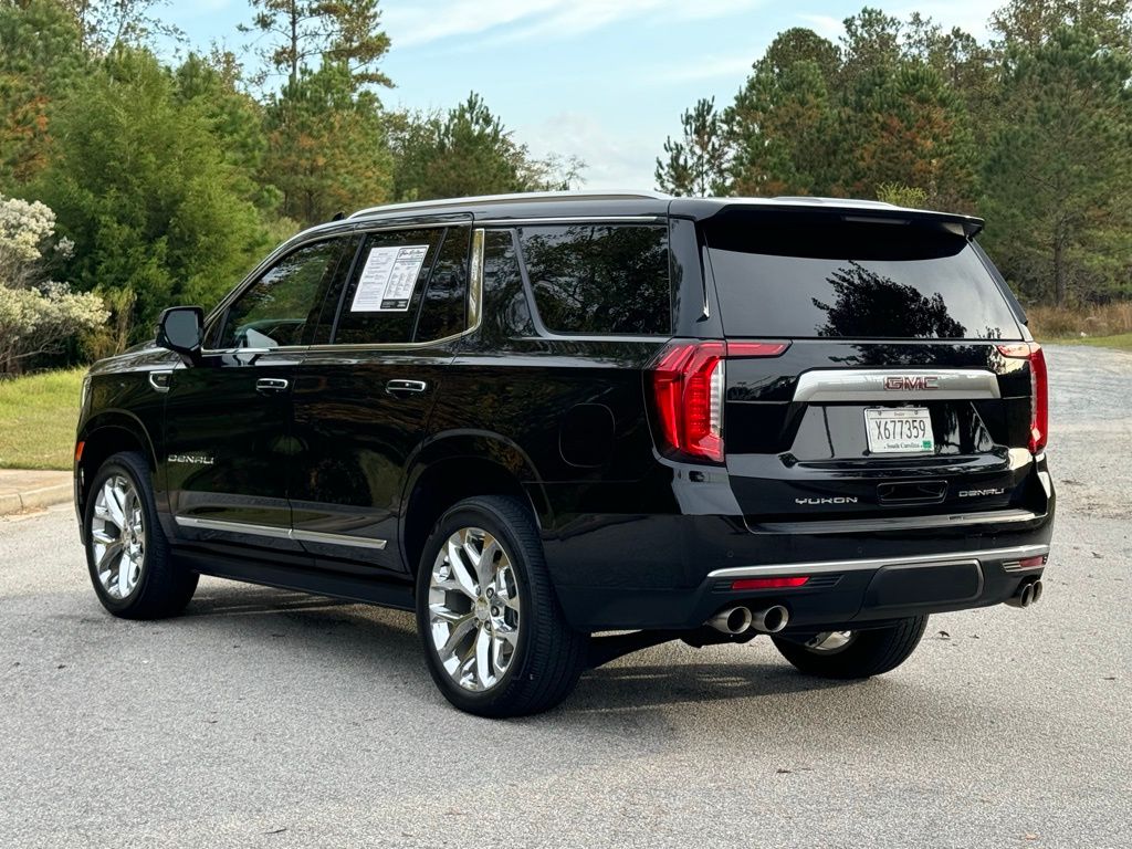 2023 GMC Yukon Denali 11