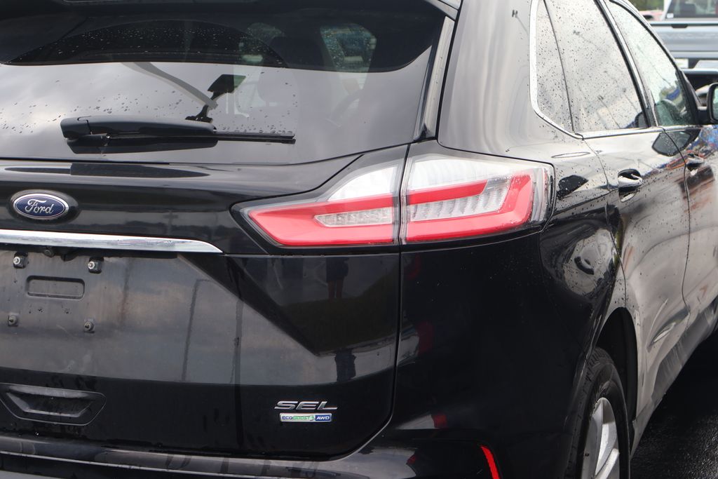 Thumbnail: 2020 Ford Edge - 8