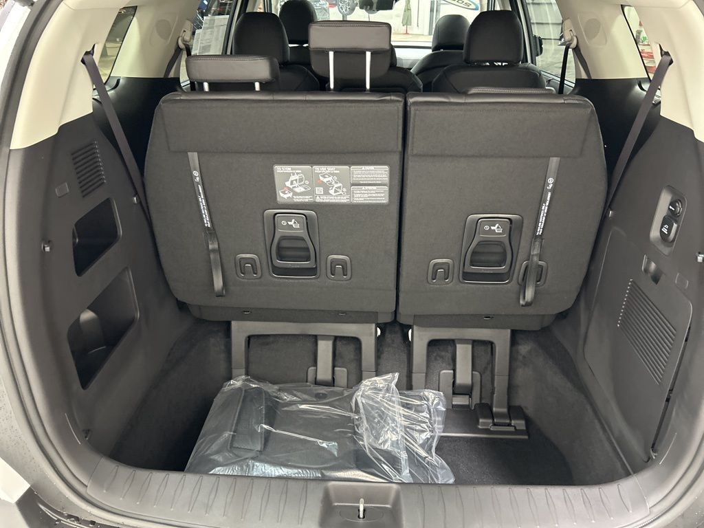 new 2026 Kia Carnival Hybrid car, priced at $52,865