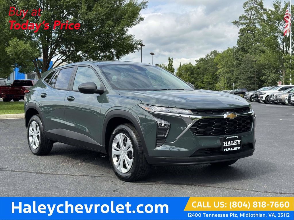 Cypress Gray 2026 Chevrolet Trax SUV / Crossover Front-Wheel Drive 6-Speed Automatic