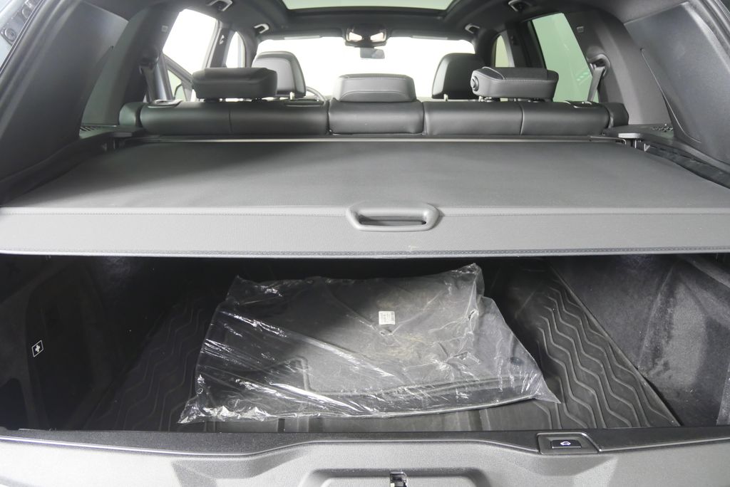 Thumbnail: 2025 BMW X5 - 17