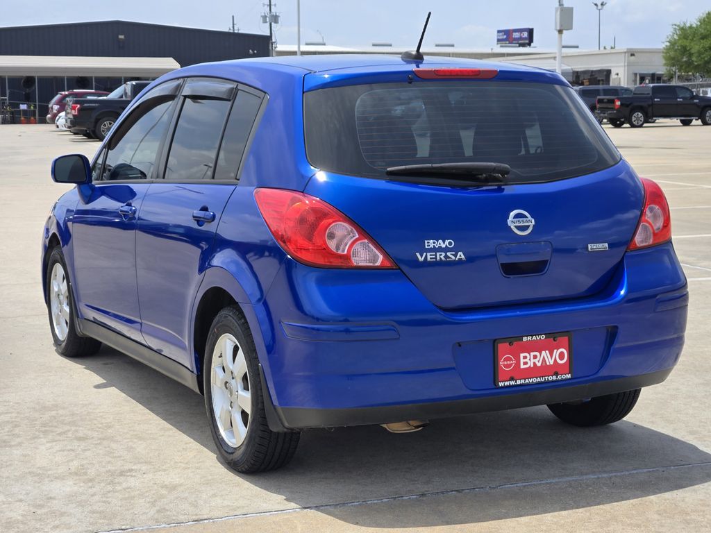2012 Nissan Versa 1.8 S - 5