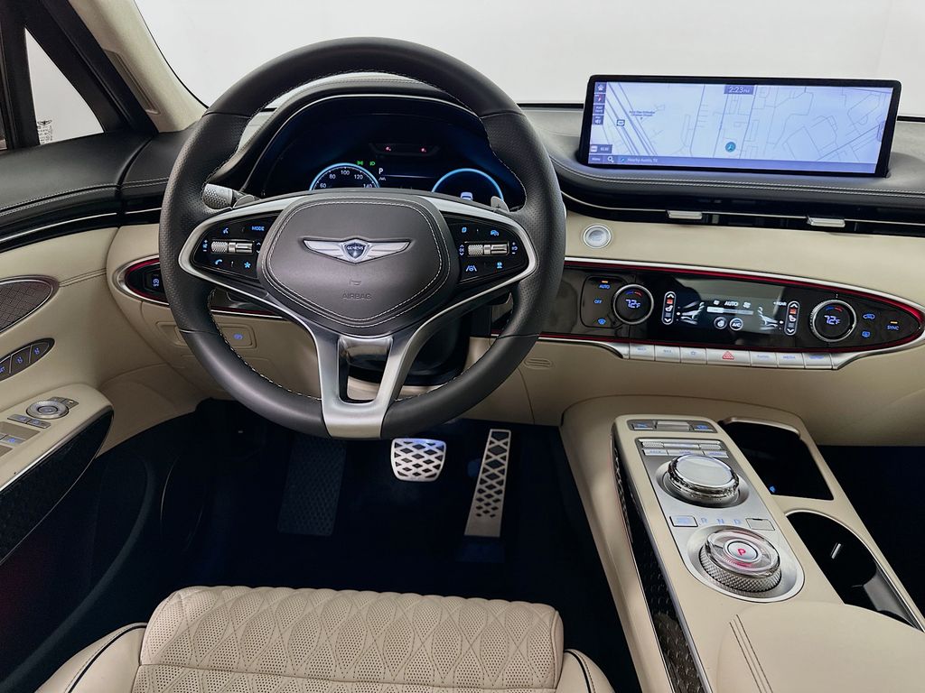 Thumbnail: 2022 Genesis GV70 - 23