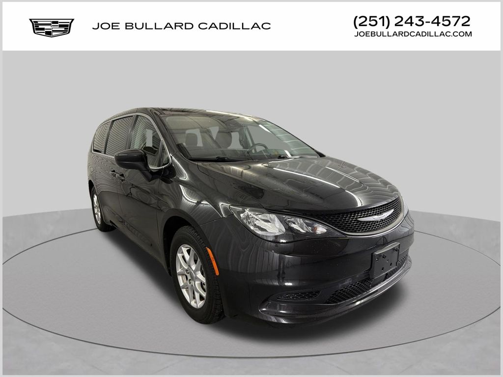  2023 Chrysler Voyager LX FWD   