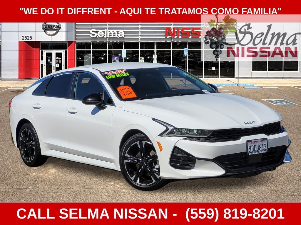 White Pearl 2023 Kia K5 Sedan Front-Wheel Drive 8-Speed Automatic