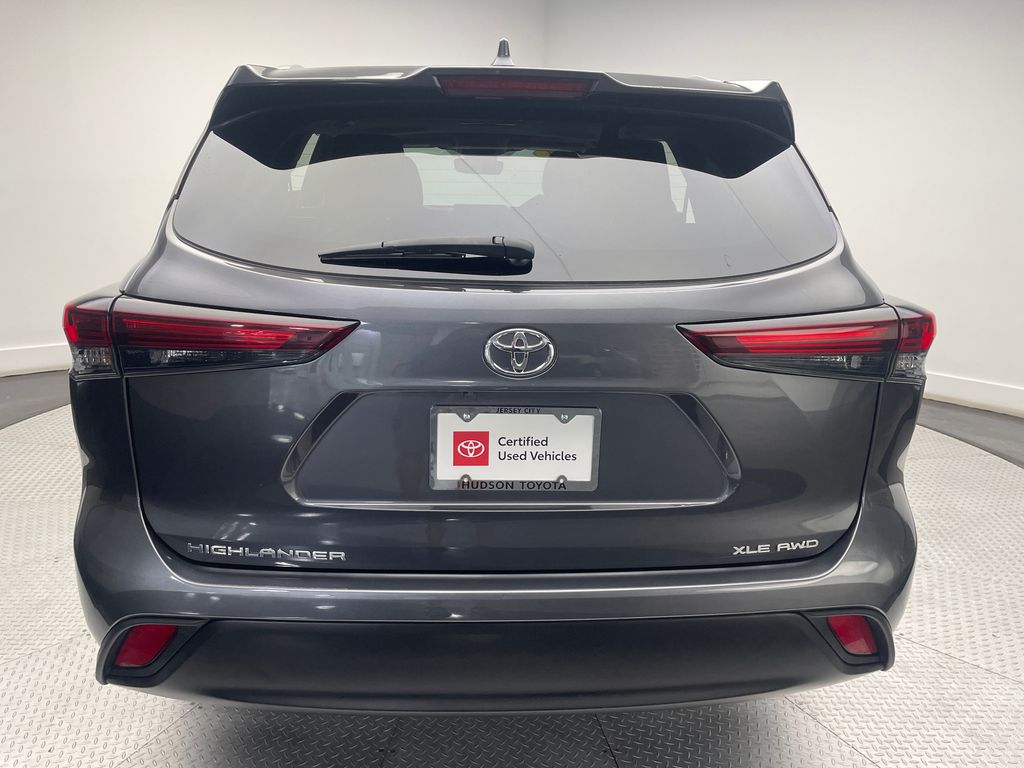 2024 Toyota Highlander XLE 6