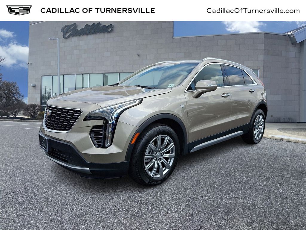 Thumbnail: 2023 Cadillac XT4 - 1