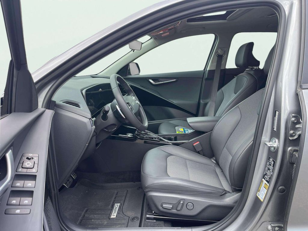 Certified Used 2025 Steel Gray Kia EX Touring image 21