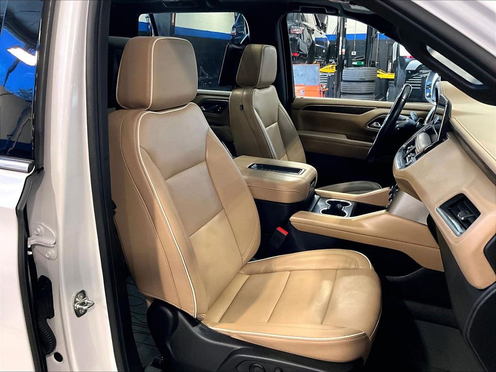 2023 Chevrolet Tahoe — photo 11