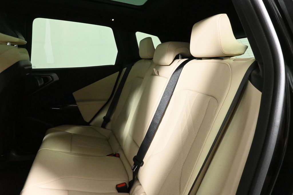 Thumbnail: 2026 BMW X3 - 4