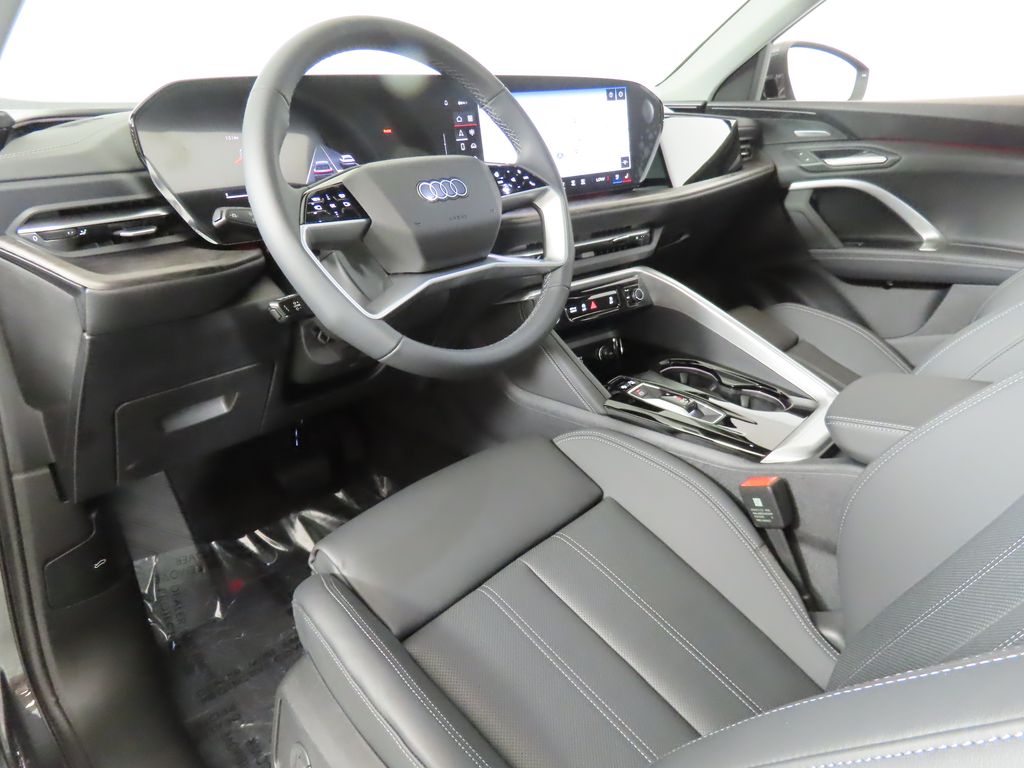 Thumbnail: 2025 Audi Q5 - 32