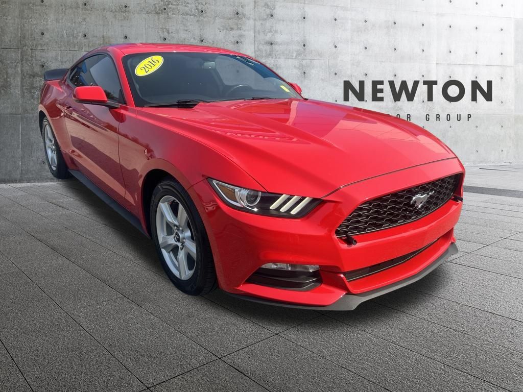2016 Ford Mustang V6 Coupe RWD