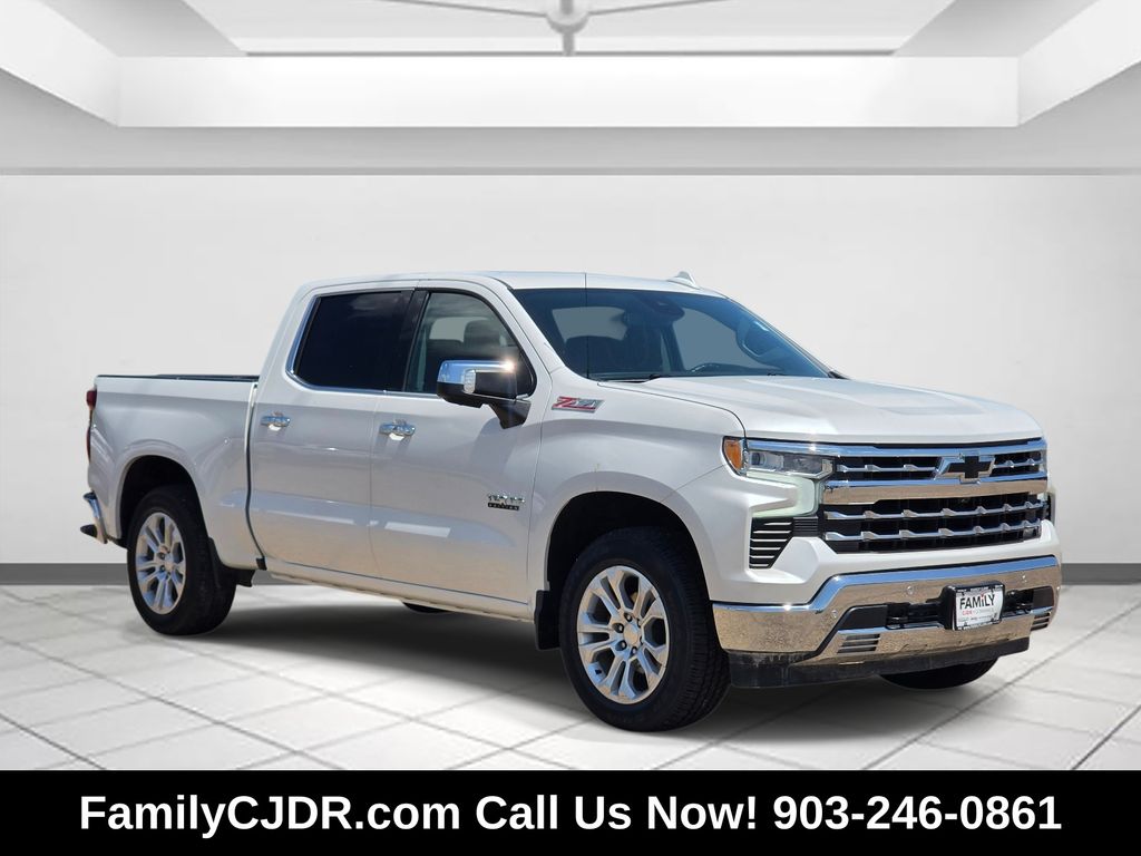 2022 Chevrolet Silverado 1500 LTZ Crew Cab 4WD