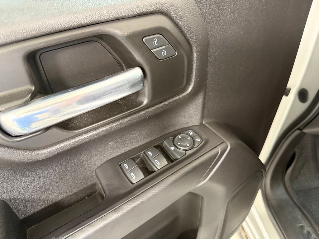 Used 2020 Silver Chevrolet Custom image 12