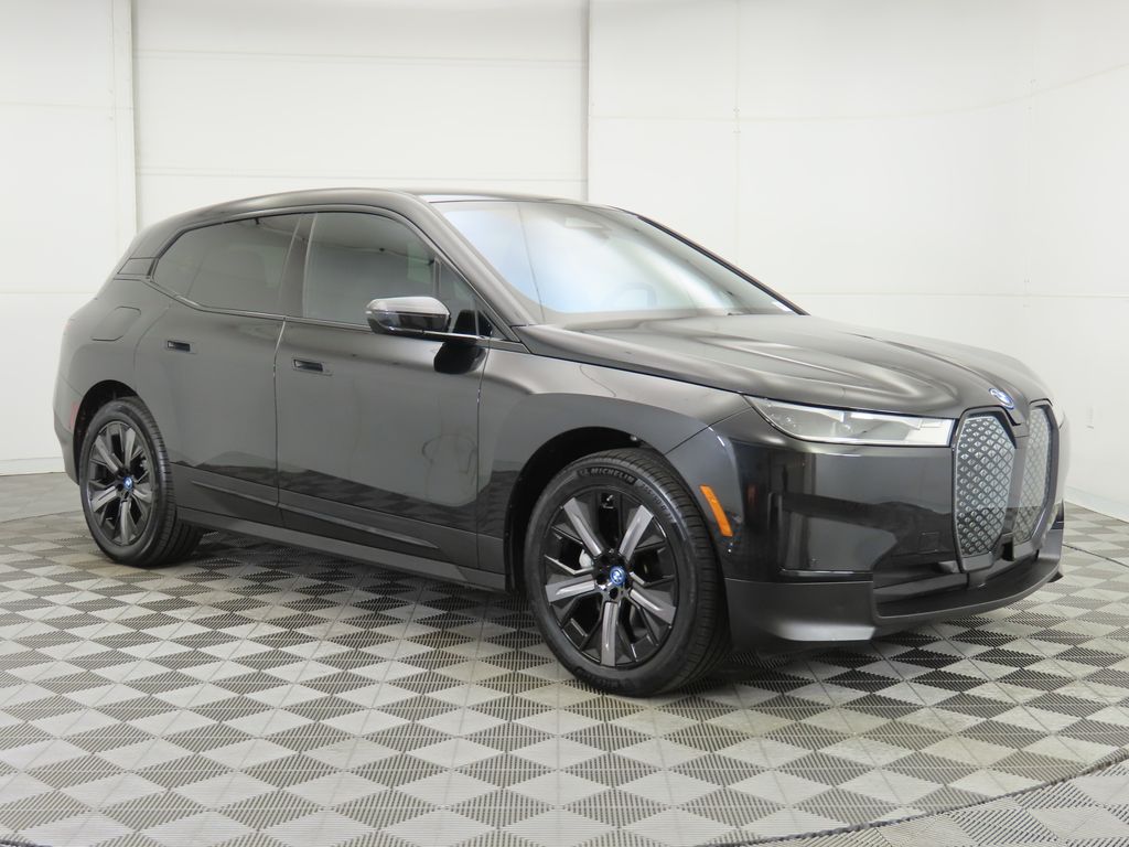 Thumbnail: 2025 BMW iX - 3