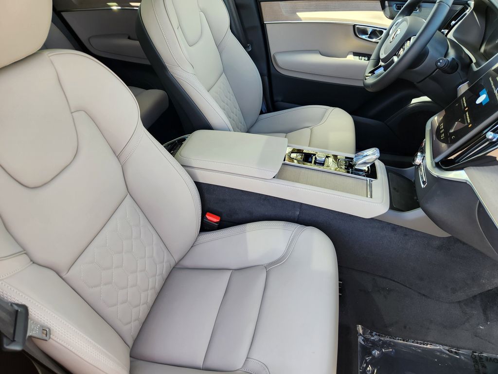 New 2026 Volvo XC90 Plug-In Hybrid T8 Plus Bright Dusk Metallic in