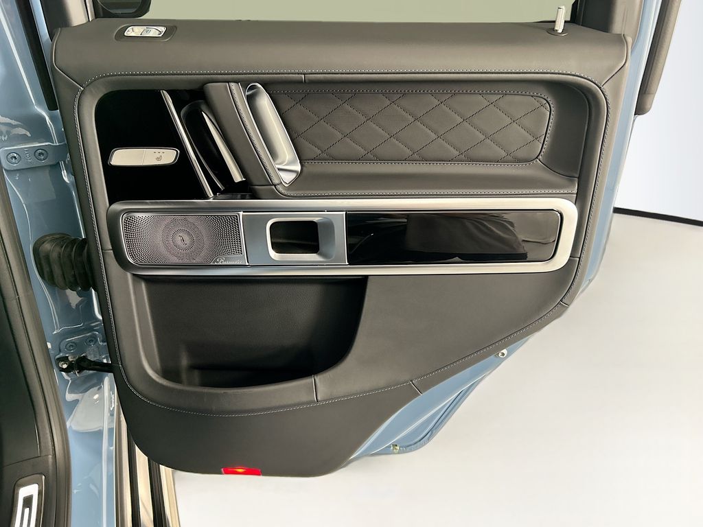 Thumbnail: 2026 Mercedes-Benz G-Class - 26